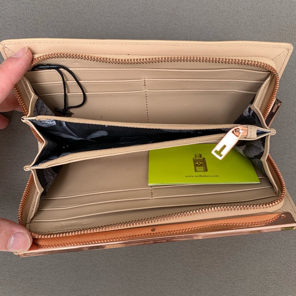 Ted Baker Tan Wallet - Picture 2 of 2